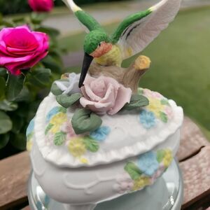 Vintage Ceramic Heart Shaped Trinket Box, Hummingbird & Flowers Matte Finish